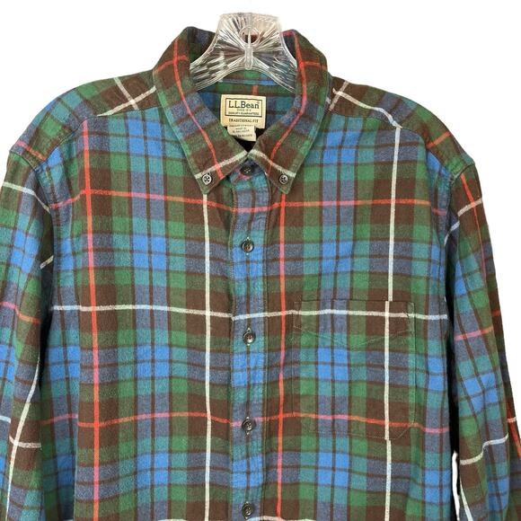 LL Bean Men' Traditional Fit Long Sleeve Button Blue Plaid Flannel Shirt - Picture 3 of 10